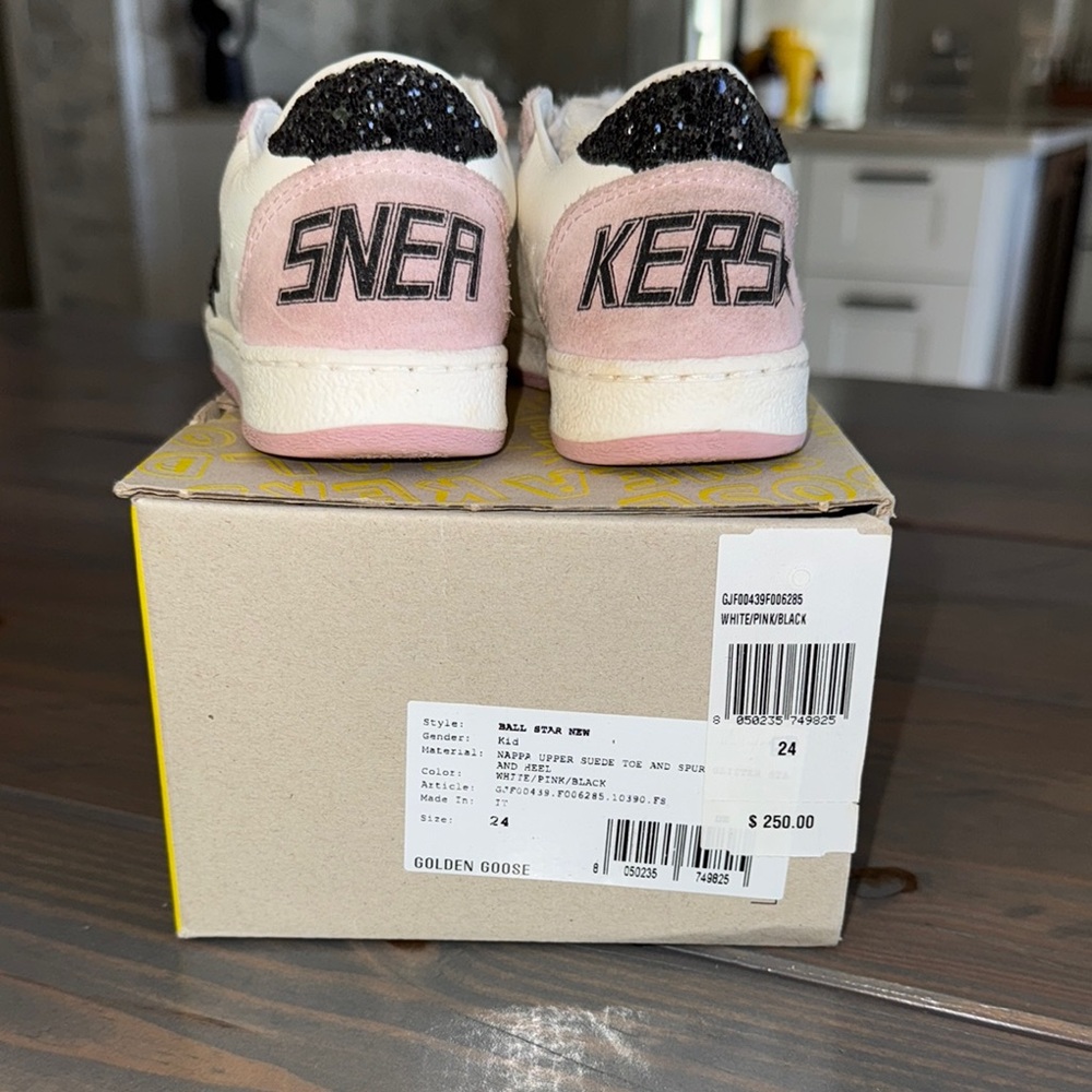 Golden Goose Pink and Black Low-Top Sneakers